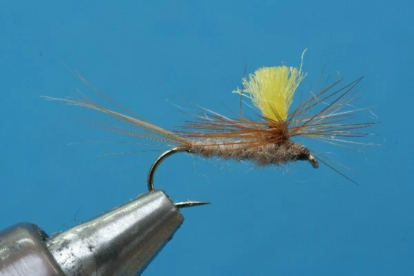 Fliegentom Trockenfliege - 3 Stück Märzbraune Parachute - Bild 1 von 1