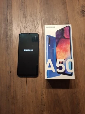 Samsung Galaxy A50 128GB Blau ohne Simlock 4GB RAM - Bild 1 von 3