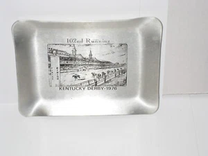 Bandeja de cenizas vintage 1976-- 102nd Running Kentucky Derby - Imagen 1 de 2