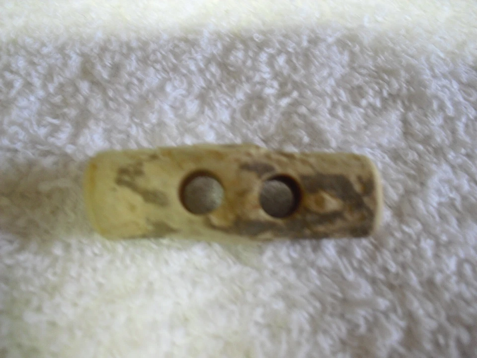 Knebelknopf Holz 4cm Restposten !!! - Bild 1 von 1