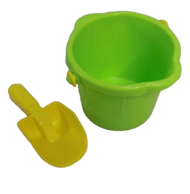 Spielstabil Kleiner Sandeimer grün 11,5 cm mit Schaufel gelb 9 cm neu - Bild 1 von 4