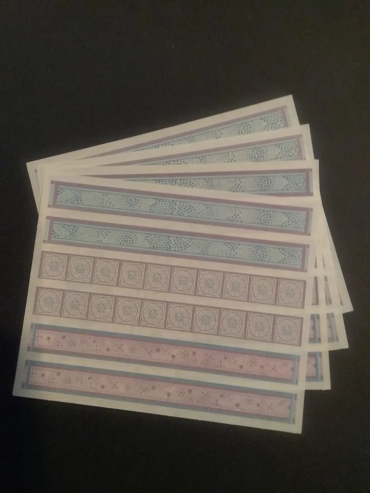 Recuerdos Creativos ~ Pegatinas Bloque ~ 4" x 5" ~ Tiras Púrpura ~ Lote de Cuatro Foto 1 de 1