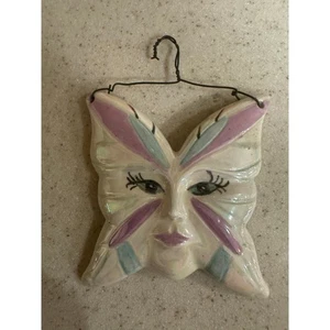 Small ceramic Mardi Gras painted mask ornament 2.5”x 3” - Picture 1 of 4