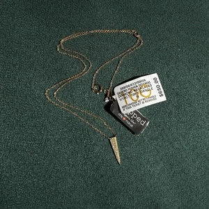 Macys Wrapped In Love Diamond Geometric Necklace 1/10ctw 10k Yellow Gold 18" - Picture 1 of 4