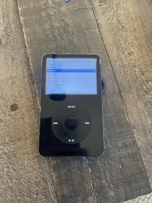 Apple iPod Negro 30GB 5ª Generación Clásico A1136 Soporta Carga 1621 Canciones Foto 1 de 4