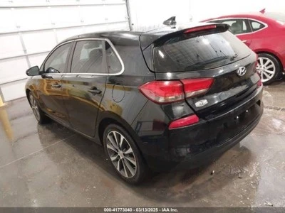 Driver Side View Mirror Power Hatchback GT Fits 18-20 ELANTRA 415900 - Image 1 of 4