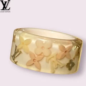 Authentic LOUIS VUITTON Berg Farandole Ring Size M Ivory Used w/Pouch - Picture 1 of 5