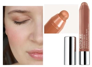 Clinique Chubby Stick Schattenfarbe für die Augen 04 REICHLICH BERNSTEIN 0,10 Unzen Neu im Karton - Bild 1 von 1