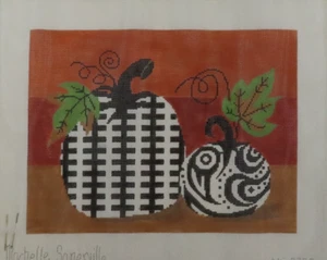 HANDPAINTED NEEDLEPOINT- Black & White Pumpkins by Machelle Somerville (100) - Imagen 1 de 1