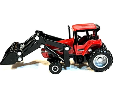 Ertl Farm Country Case International 7220 Tractor with Loader Diecast 1:64 Red - Image 1 of 4