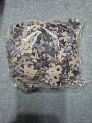 Nuevo Rompecabezas The Matrix 300 piezas 11x14 Caja de botín 2016 exclusivo Foto 1 de 3