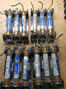 LITTELFUSE LH60030-3P FUSE BLOCK W/ Littlefuse (3) 5 amp Fuses & (1) 3 Amp  - Picture 1 of 5