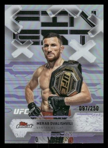 2025 Topps Finest UFC #36 Merab Dvalishvili refractor púrpura/250 - Imagen 1 de 2