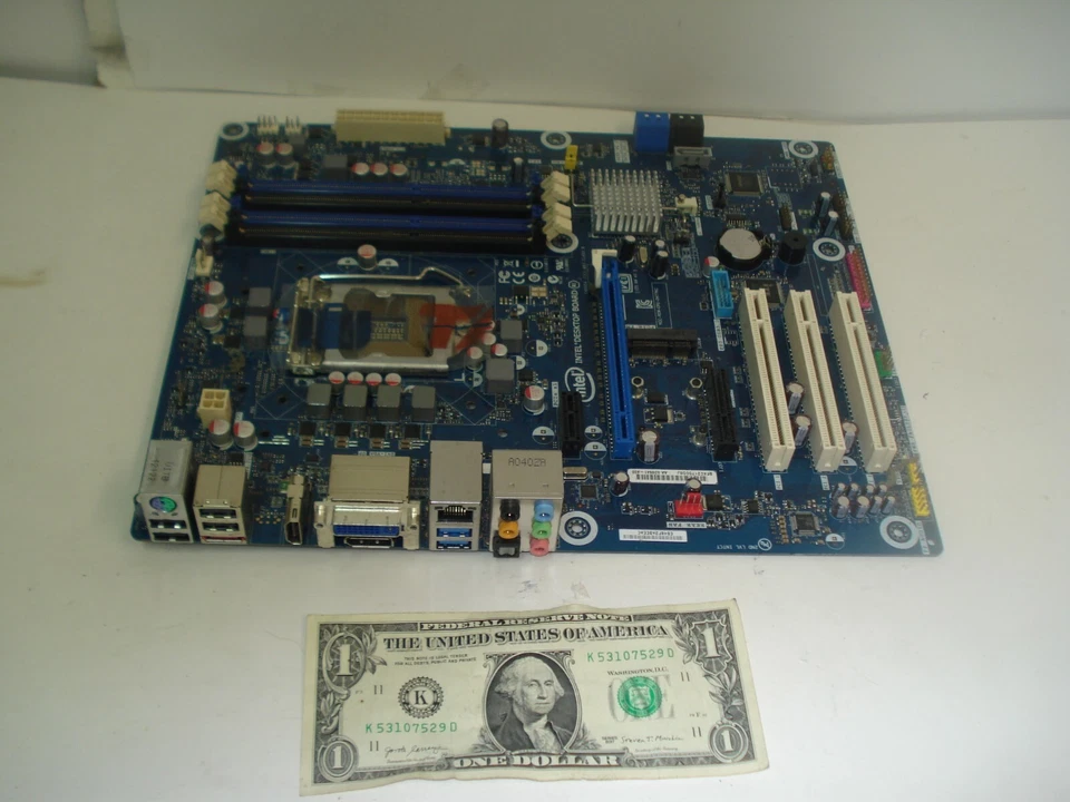 Intel Desktop Board DH77KC, LGA1155 Processor Support, DisplayPort + HDMI + DVI - Image 1 of 3