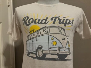 Vintage 2000's Road Trip Sunny Van Camp T shirt L - Picture 1 of 3