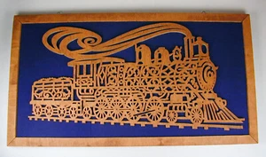 Motor de tren enmarcado grabado láser 3D listo para colgar - Imagen 1 de 1