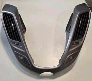 12-17 Hyundai Veloster Center Dash Radio Trim Bezel W/ Air Vents OEM 97410-2V000 - Bild 1 von 8