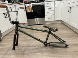 We The people Patrol BMX bike Frame 20.8in TT - Picture 1 of 12