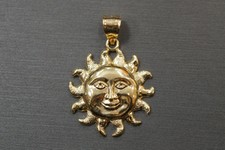 10K Solid Yellow Gold 1.25" Polished Smile Face Sun Charm Pendant.