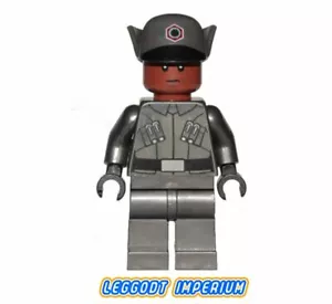 LEGO - Finn First Order Officer Disguise - Star Wars Minifigure sw900 FREE POST - Picture 1 of 1