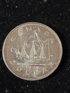 1949 Canada Silver Dollar UNC Condition (Z-0867) - Picture 1 of 2