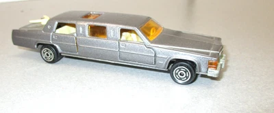 LIMUSINA DIECAST MAJORETTE Nº339 DE COLECCIÓN HECHA EN FRANCIA Foto 1 de 4