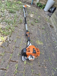 STIHL HL92/K BENZIN HECKE MIT LANGER REICHWEITE HL92 C SCHNEIDER/TRIMMER Baujahr 2022 - Bild 1 von 3