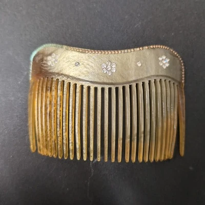 Antiguo juego de peine de cuerno de piedra con caparazón de tortuga  Foto 1 de 4