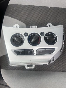 CONTROLES DE CLIMA FORD FOCUS 2011+ MK3 BM5T-19980-BD - Imagen 1 de 2