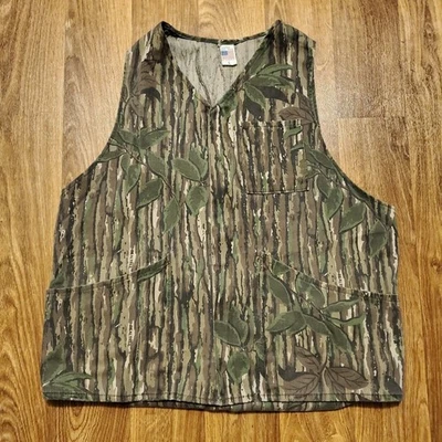 Vintage Realtree Vest Camouflage Zippered Men Large Back Pouch USA Made Hunting - Image 1 of 4