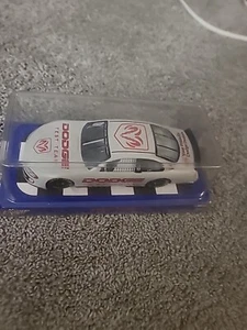 WINNER'S CIRCLE DODGE TEST TEAM DODGE TEST CAR INTREPID TOY MODEL CAR - Picture 1 of 5