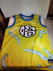 Dragon Ball Goku Trikot #4 Large. A7 - Bild 1 von 16
