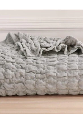 Tiro crujiente de algodón Berkshire. Algodón 99%. 50" x 70".  Chateau Color Gris. Foto 1 de 2