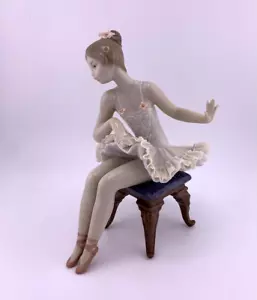 Lladro 05496 Ballett Descanso Recital sitzende Ballerina mit Originalkarton (lesen) - Bild 1 von 12