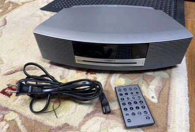 Bose Wave Music System CD Player AM/FM Radio  With Remote - Image 1 of 4