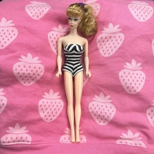ORIGINAL 1958 BARBIE DOLL 35TH ANNIVERSARY 1993 REPRODUCTION - Picture 1 of 10