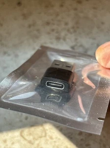 Adaptateur USB-C femelle vers USB mâle - Photo 1/4