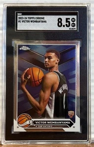 2023 Topps Chrome 1 Victor Wembanyama SGC quasi nuovo più RC San Antonio Spurs - Foto 1 di 2