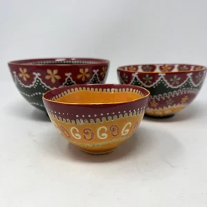 Pier 1 Imports Trio handbemalter Steinzeug Satzschalen 3 Stück - Bild 1 von 11