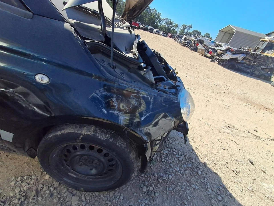 (LOCAL PICKUP ONLY) Passenger Right Fender 2 Door Fits 12-19 FIAT 500 2623383 - Image 1 of 1