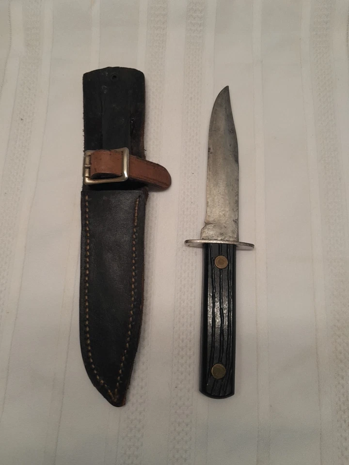 Cuchillo de caza de hoja fija Utica Sportsman de colección con funda de cuero Foto 1 de 4