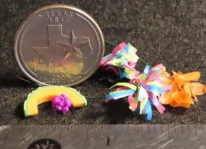 Cantaloupe Slice Grapes Fruit Mexican Style Paper Flowers 1:12 Mini AS IS 1979 - Picture 1 of 2