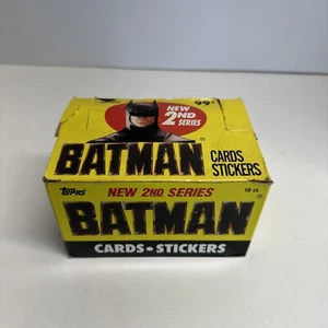 Batman Sammelkarten mit Aufklebern, - Neu 2. Serie Box mit 18 Topps 1989 - Bild 1 von 8