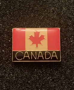 Vintage Canada Flag Acrylic Gold Tone Country Lapel Pin - SP3 - Picture 1 of 3