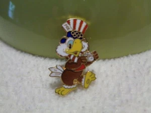 Vintage 1984 Summer Los Angeles Olympics Sam the Eagle Mascot Press Pin - Picture 1 of 2
