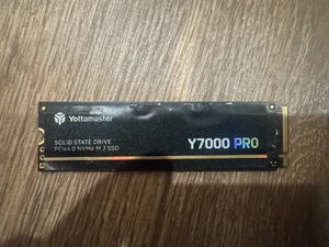 Yottamaster Y7000Pro 4TB SSD M.2 PCIe 4.0, Up to 7000MB/s, M.2 2280 NVMe - Afbeelding 1 van 3