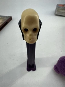 Vintage Dr. Skull Halloween Pez Dispenser Pat#3.9 Made In Austria - Picture 1 of 4