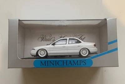 MINICHAMPS 1:43 Ford Mondeo White - Image 1 of 4