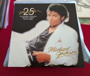 Michael Jackson – Thriller 25 - LP Legacy – 88697 23344 1 - 11 févr. 2008 Mint - Bild 1 von 6
