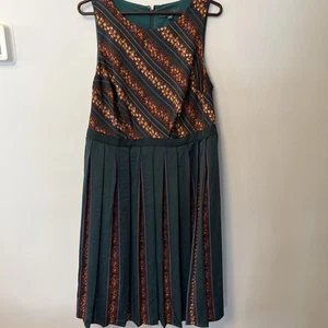 ModCloth Green and floral Pleated size 16 womens sleeveless hits below knee - Picture 1 of 15
